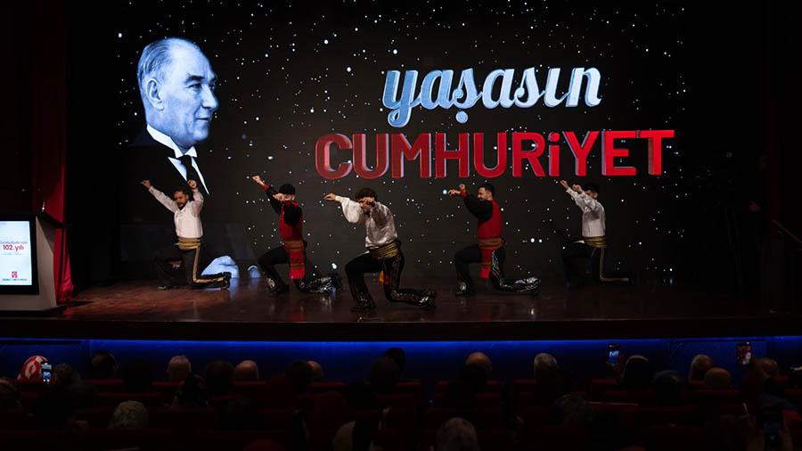 BTP'den Cumhuriyet Bayramı şöleni